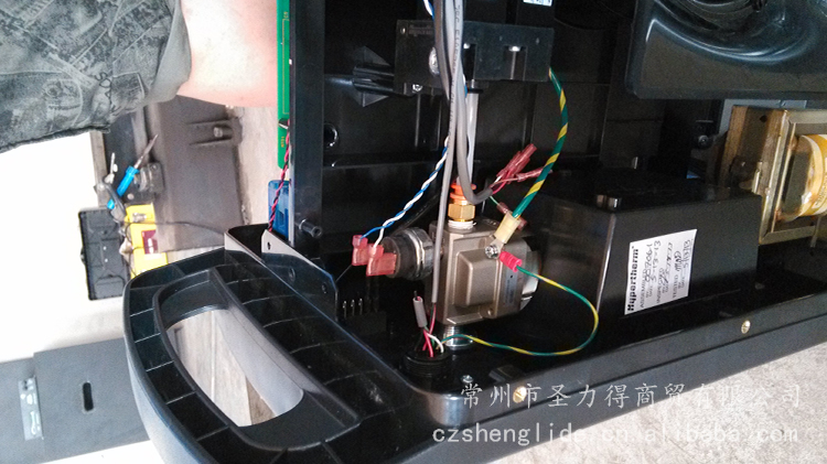 105小(xiǎo)電(diàn)源